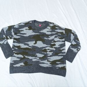 Vince Camuto Grey Green Camo Casual Winter Crew Neck Sweater XS